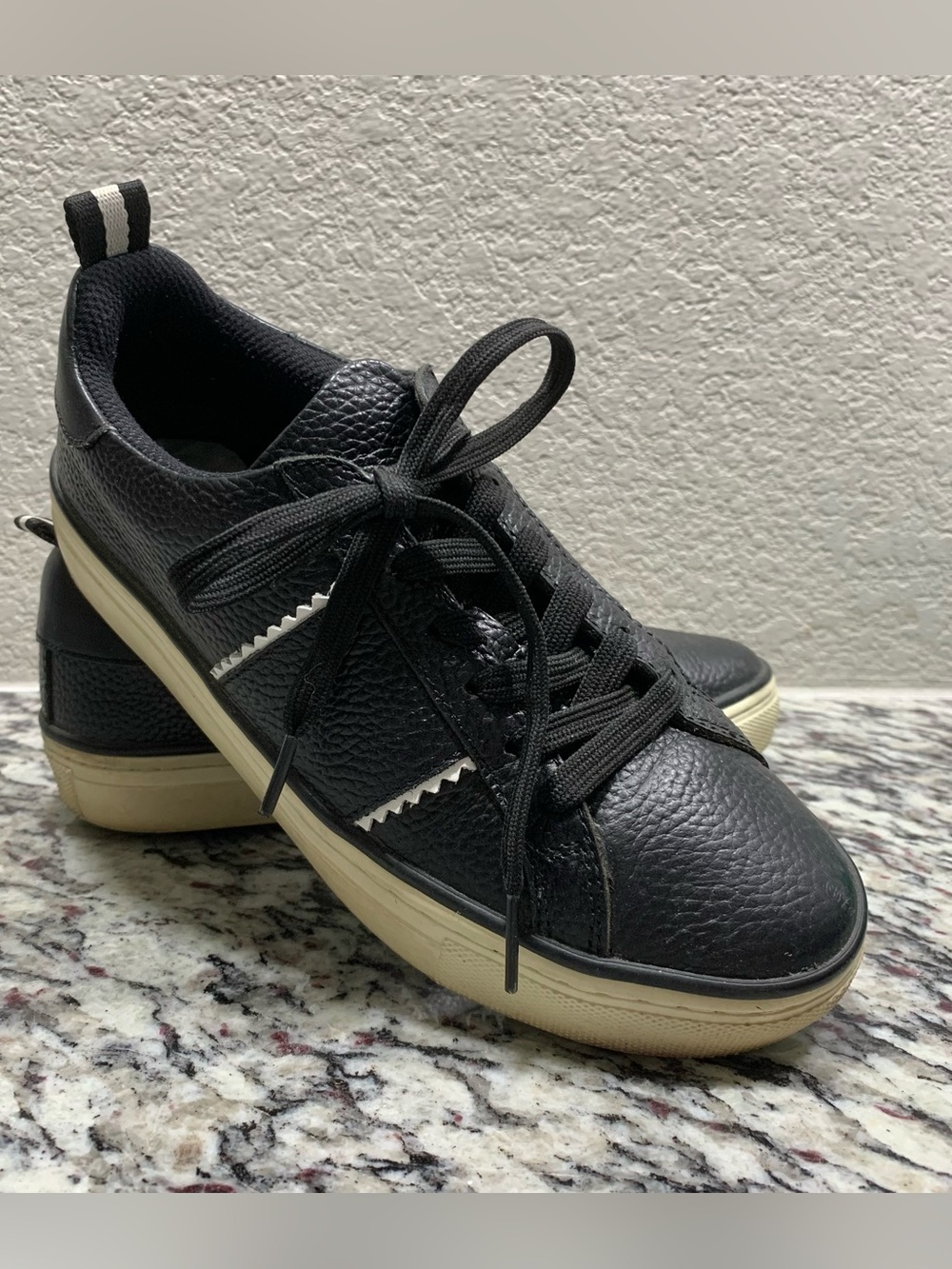 G/Fore Golf Shoes Womens 7.5 Durf Distruptor Leather Waterproof Missing Kiltie